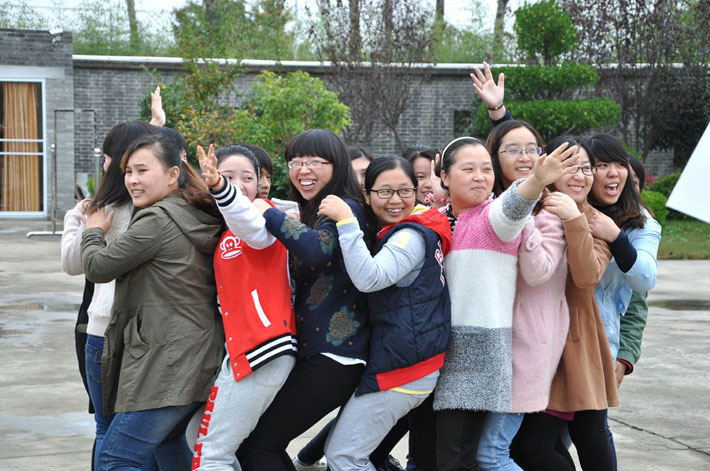 熱烈慶祝鹽城思科2014年Q3季度優(yōu)秀員工表彰大會圓滿舉行！